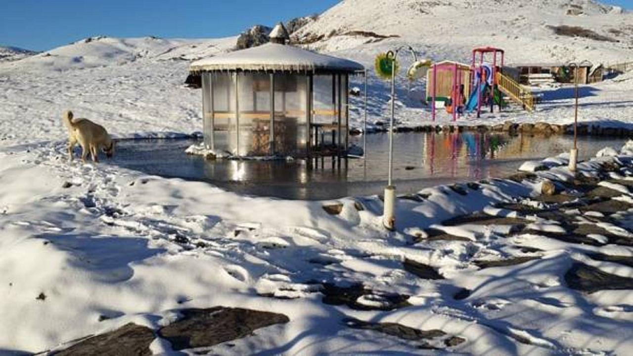 Aymeydani Hotel Caykara Exteriör bild